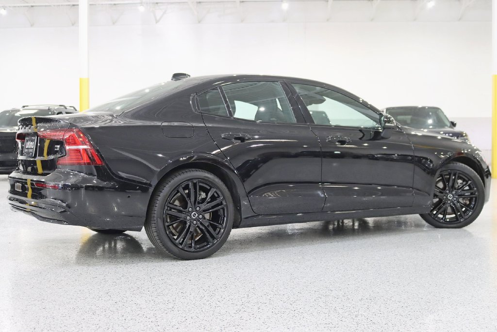 Used 2024 Volvo S60 T8 Ultimate w/ Climate Package AWD/4WD image 10