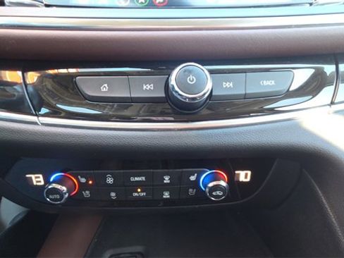 Used 2020 Buick Enclave Avenir w/ Avenir Technology Package image 36