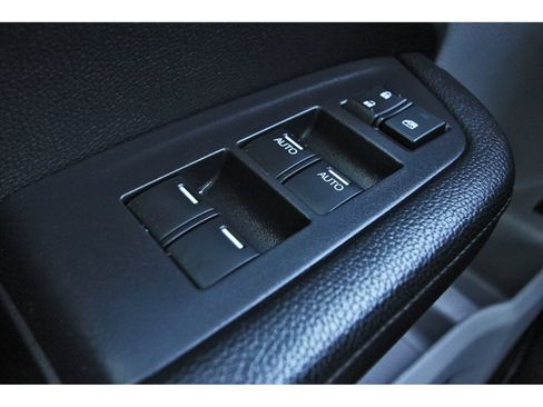Used 2020 Honda Pilot Touring image 27