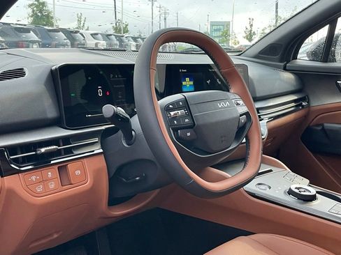 New 2026 Kia Sportage X-Line AWD/4WD image 9