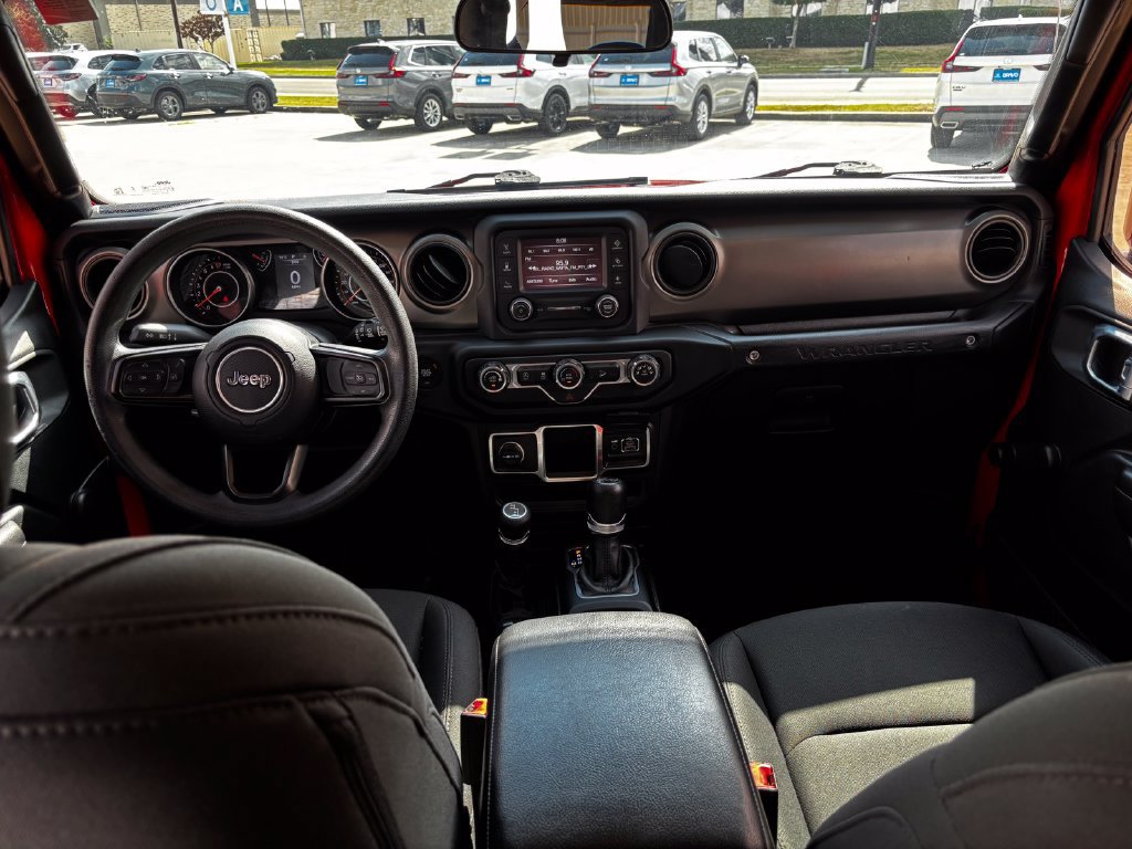 Used 2018 Jeep Wrangler Unlimited Sport AWD/4WD image 21
