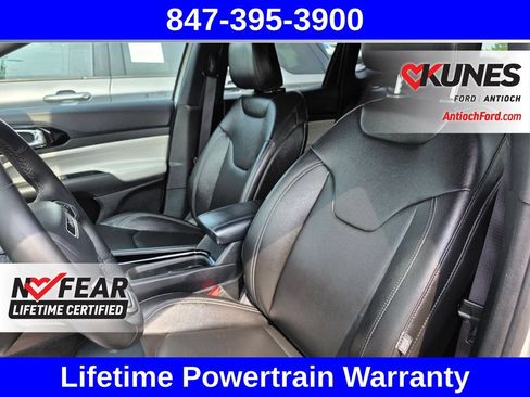 Used 2025 Jeep Compass Limited AWD/4WD image 27