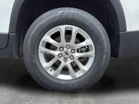 Used 2020 Chevrolet Traverse LT FWD image 23