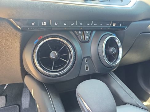 Used 2026 Chevrolet Blazer LT FWD image 24