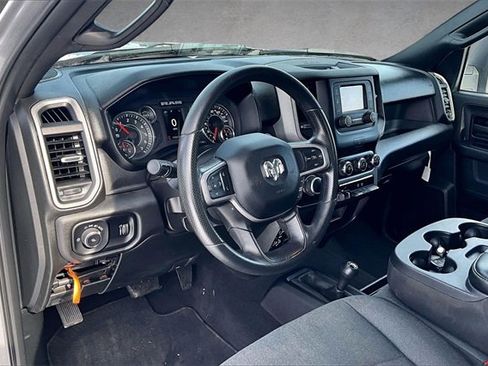 Used 2024 RAM 2500 Tradesman w/ Chrome Appearance Group image 10