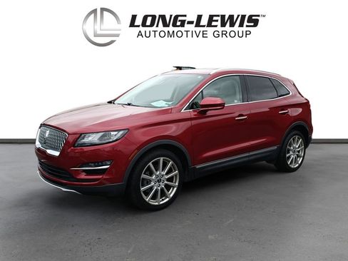 Used 2019 Lincoln MKC Reserve w/ MKC Climate Package image 1