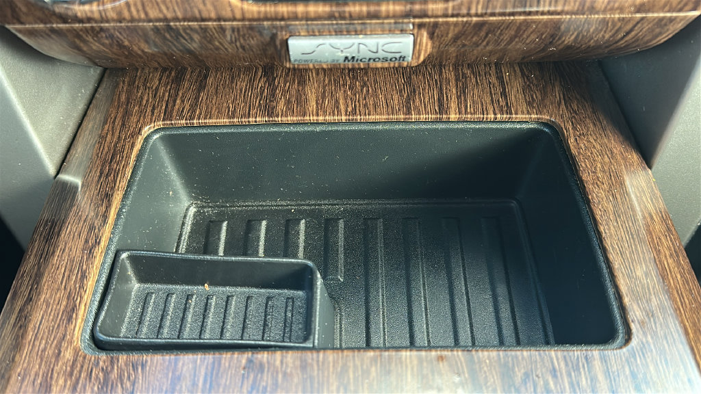 Used 2014 Ford F150 Lariat w/ Equipment Group 502A Luxury AWD/4WD image 30