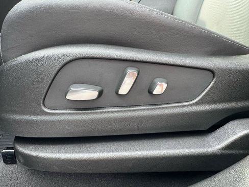 Used 2025 Cadillac XT5 Premium Luxury w/ LPO, Floor Liner Package AWD/4WD image 13
