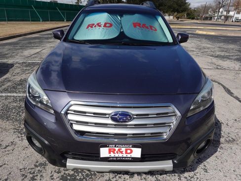 Used 2015 Subaru Outback 3.6R Limited image 2