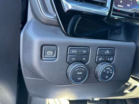 Certified 2024 Chevrolet Silverado 1500 LT Trail Boss image 12