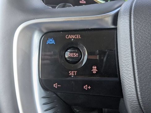 Used 2025 INFINITI QX80 Luxe AWD/4WD image 17