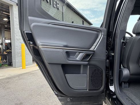 Used 2022 Rivian R1T Adventure AWD/4WD image 53