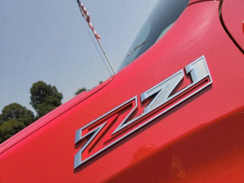 Used 2022 Chevrolet Silverado 1500 LT Trail Boss w/ Safety Package image 11