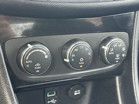 Used 2013 Chrysler 200 Touring w/ Cold Weather Group image 18