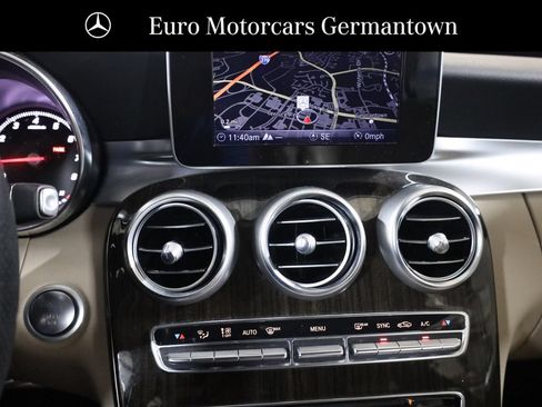 Used 2018 Mercedes-Benz C 300 4MATIC Sedan image 20