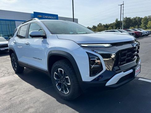 New 2026 Chevrolet Equinox ACTIV w/ Safety and Technology Package image 27