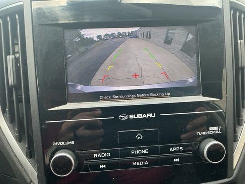 Used 2018 Subaru Crosstrek 2.0i Premium AWD/4WD image 3
