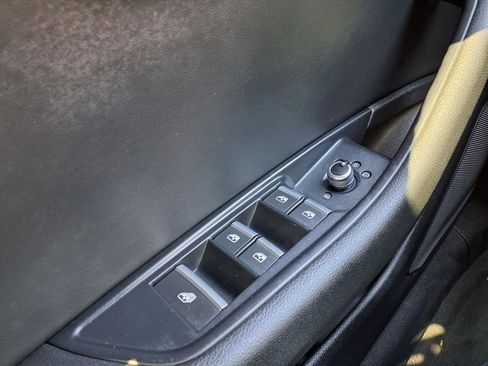 Used 2021 Audi A5 2.0T Premium image 27