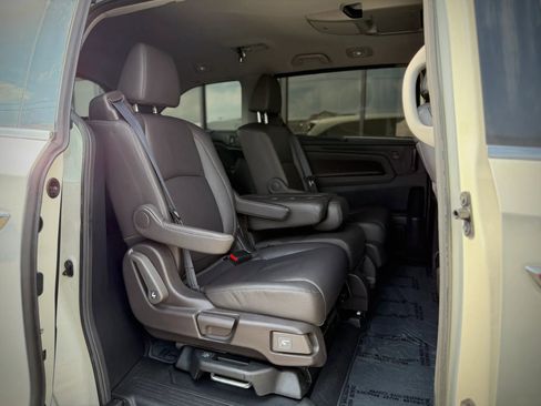 Used 2018 Honda Odyssey Elite image 24