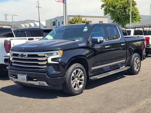 Used 2024 Chevrolet Silverado 1500 High Country AWD/4WD image 9