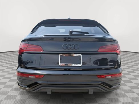 Certified 2022 Audi Q5 2.0T Prestige AWD/4WD image 4