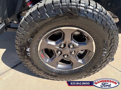 Used 2020 Jeep Gladiator Rubicon w/ LED Lighting Group AWD/4WD image 9