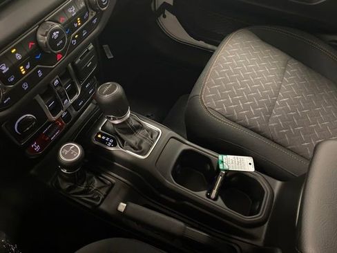 New 2026 Jeep Gladiator Mojave image 14