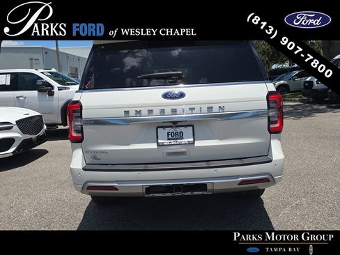 Certified 2023 Ford Expedition Platinum AWD/4WD image 5