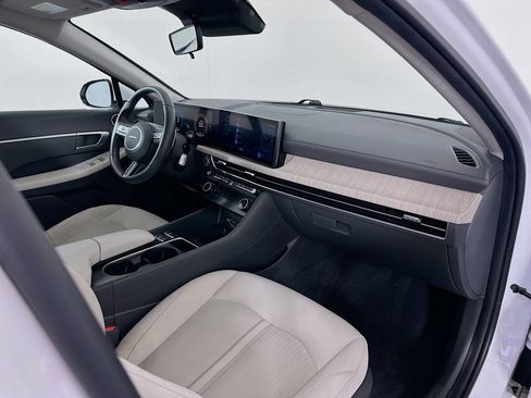 Used 2025 Hyundai Sonata SEL FWD image 29