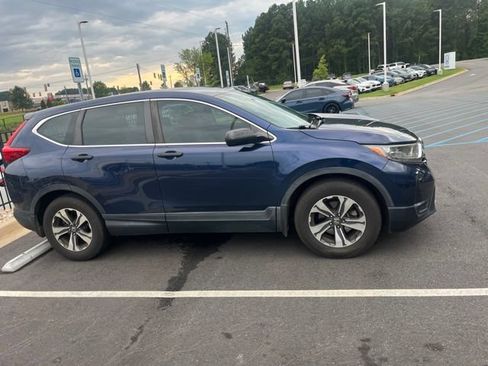 Used 2019 Honda CR-V LX image 4