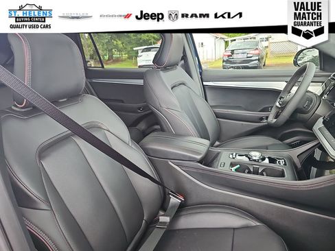 Used 2024 Jeep Wagoneer Limited AWD/4WD image 22