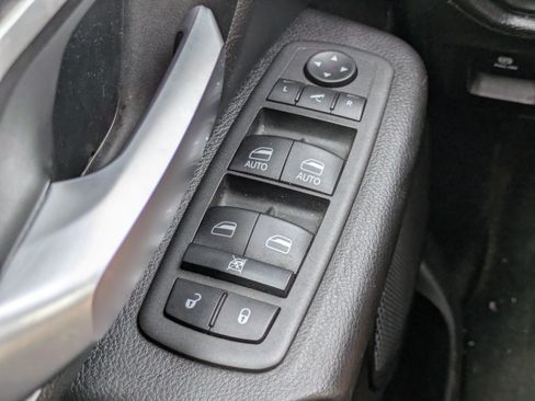 Used 2022 RAM 1500 Big Horn AWD/4WD image 20