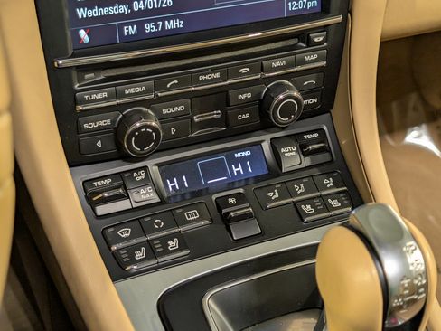 Used 2013 Porsche 911 Carrera S image 41