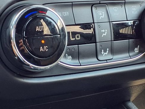 Used 2021 Chevrolet TrailBlazer ACTIV w/ Convenience Package AWD/4WD image 5