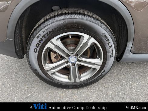 Used 2017 Mercedes-Benz GLC 300 4MATIC image 14