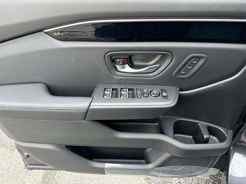 New 2025 Honda Pilot EX-L image 15