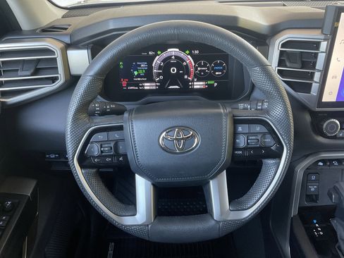 Used 2024 Toyota Sequoia SR5 image 5