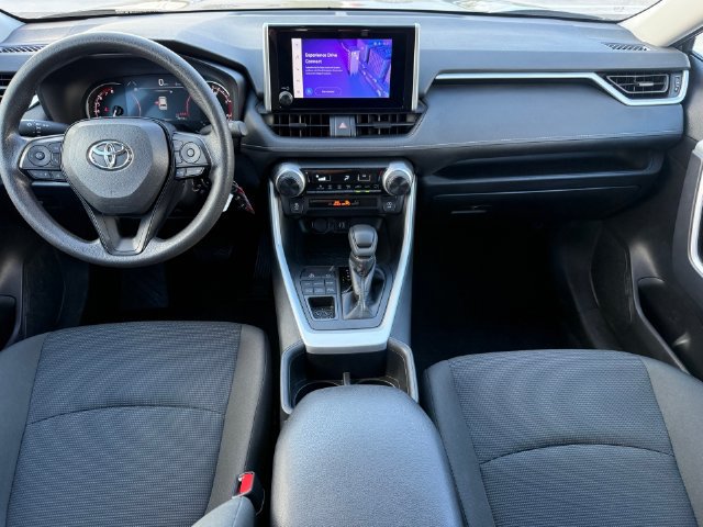 Used 2025 Toyota RAV4 LE AWD/4WD image 20