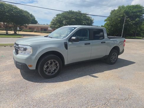 Certified 2024 Ford Maverick XLT FWD image 4