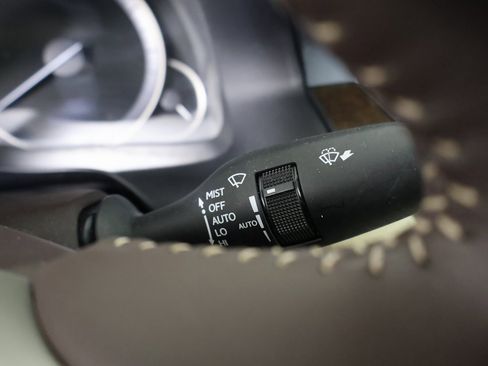 Used 2017 Lexus ES 350 image 31