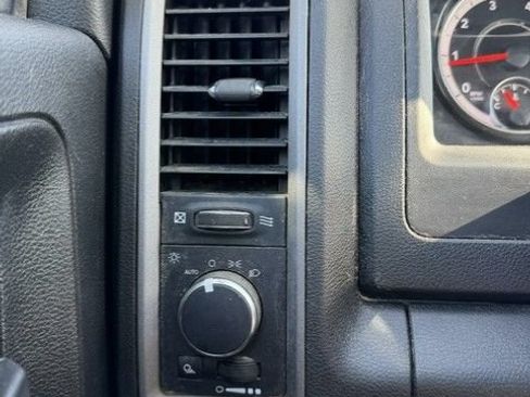 Used 2021 RAM 1500 Tradesman w/ Chrome Plus Package RWD image 13