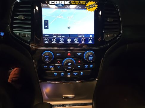 Used 2019 Jeep Grand Cherokee Altitude image 13