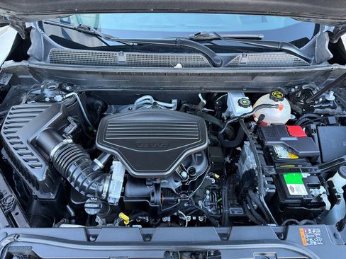 Used 2021 GMC Acadia Denali w/ Denali Technology Package image 20