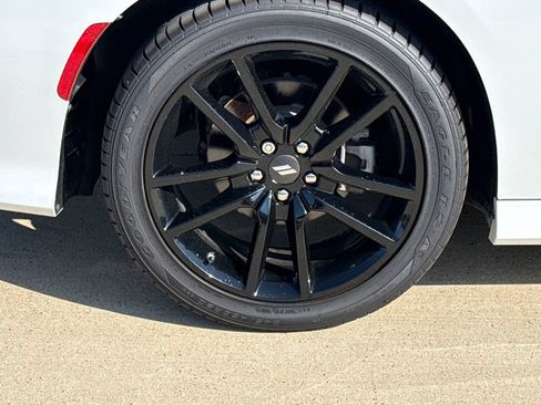 Used 2023 Dodge Charger R/T RWD image 10