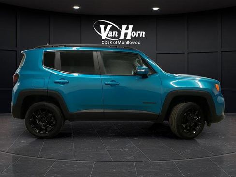 Used 2020 Jeep Renegade Altitude image 2