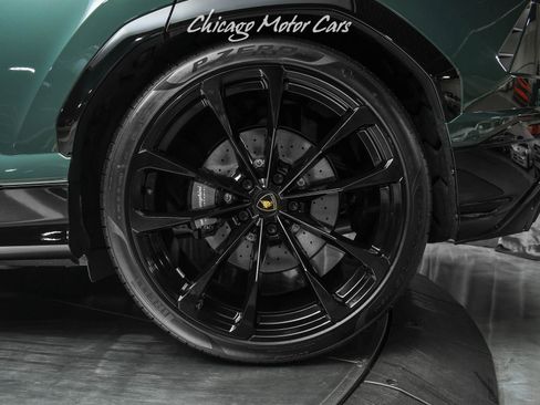 Used 2021 Lamborghini Urus AWD/4WD image 52