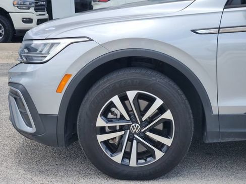 Used 2023 Volkswagen Tiguan S FWD image 5