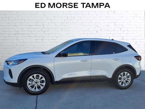 Used 2025 Ford Escape Active image 2