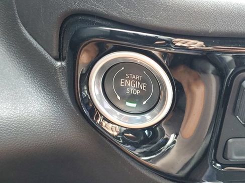 Certified 2023 Chevrolet Silverado 1500 LT AWD/4WD image 23
