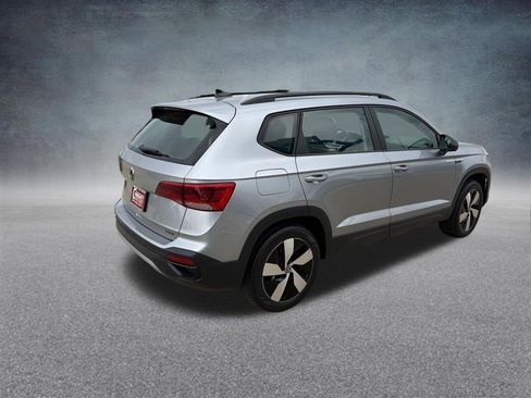 Used 2023 Volkswagen Taos S image 5